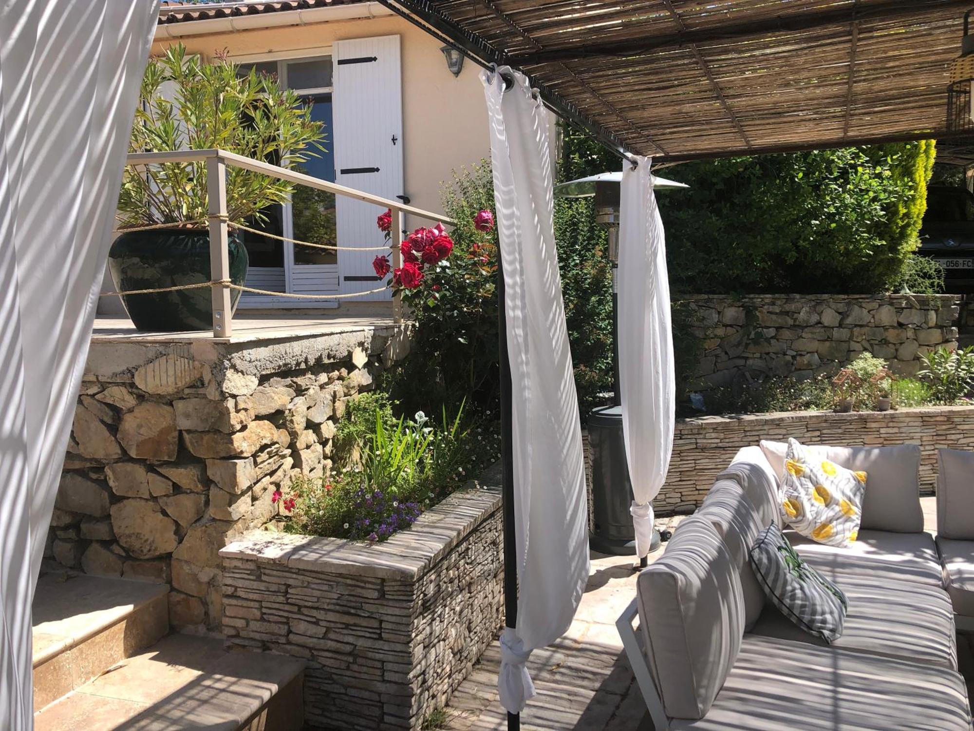 Villa Quinissole Sainte-Anastasie-sur-Issole エクステリア 写真