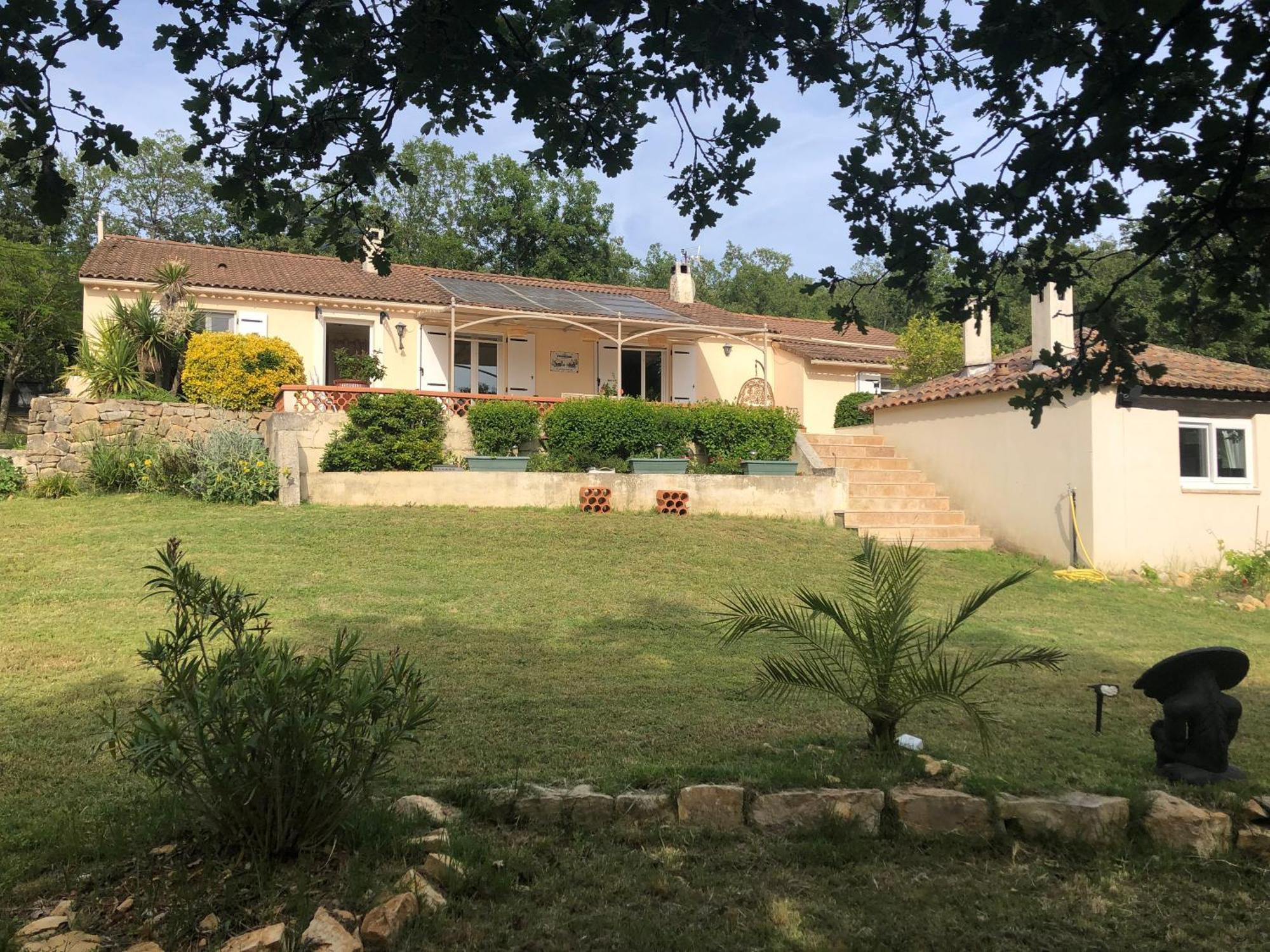 Villa Quinissole Sainte-Anastasie-sur-Issole エクステリア 写真