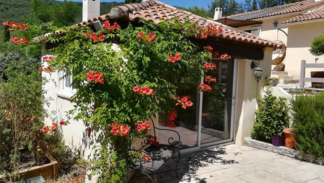 Villa Quinissole Sainte-Anastasie-sur-Issole エクステリア 写真